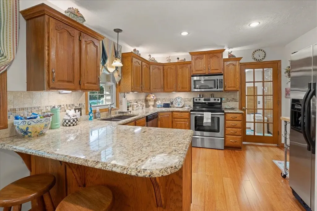 736 N Lakeside Drive Andover KS 67002