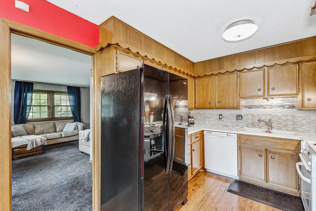 1816 N Sedgwick Wichita KS 67203-1569