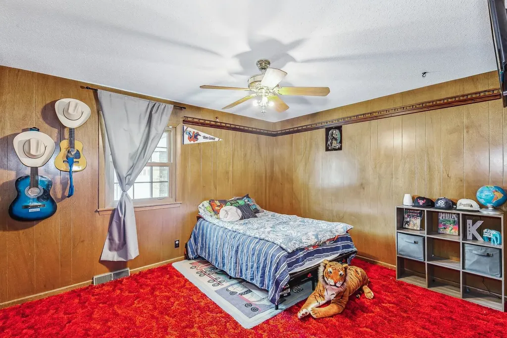 1816 N Sedgwick Wichita KS 67203-1569