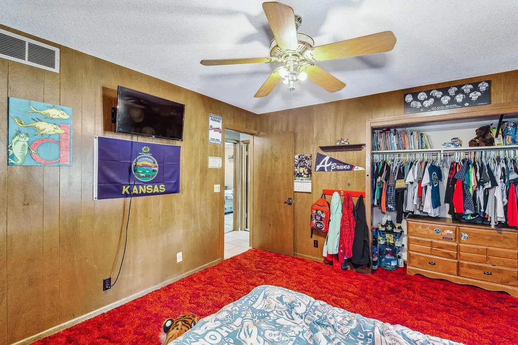 1816 N Sedgwick Wichita KS 67203-1569