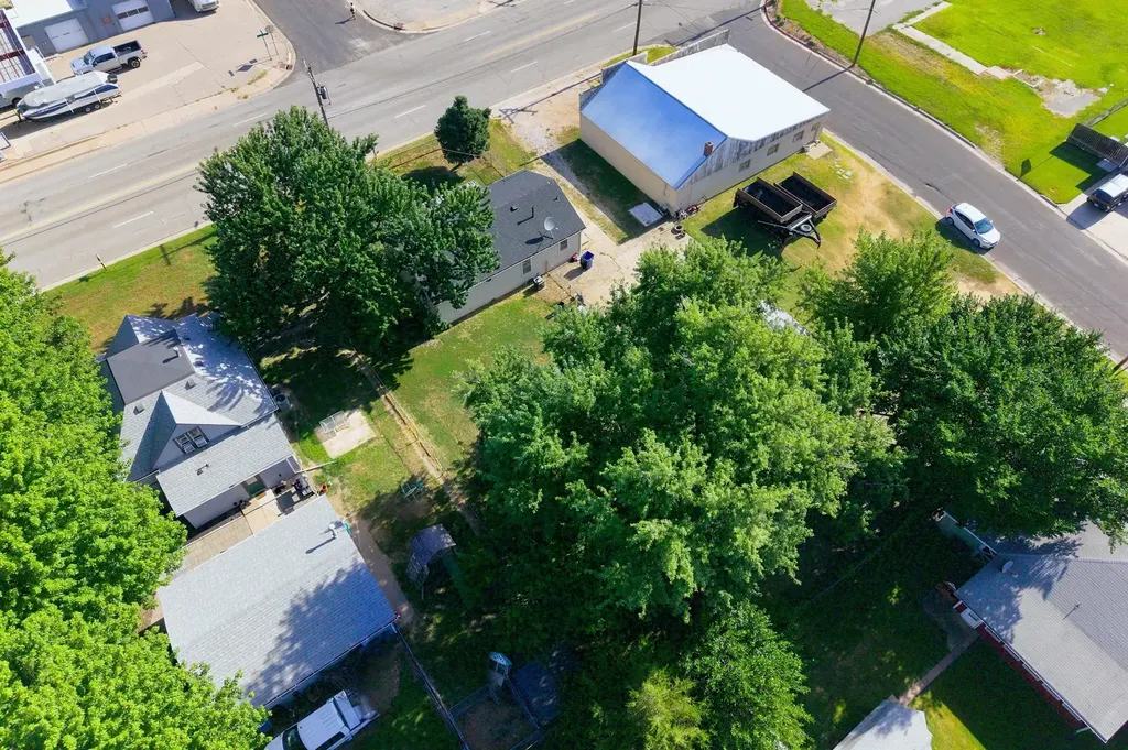 217 W Chicago Avenue Colwich KS 67030