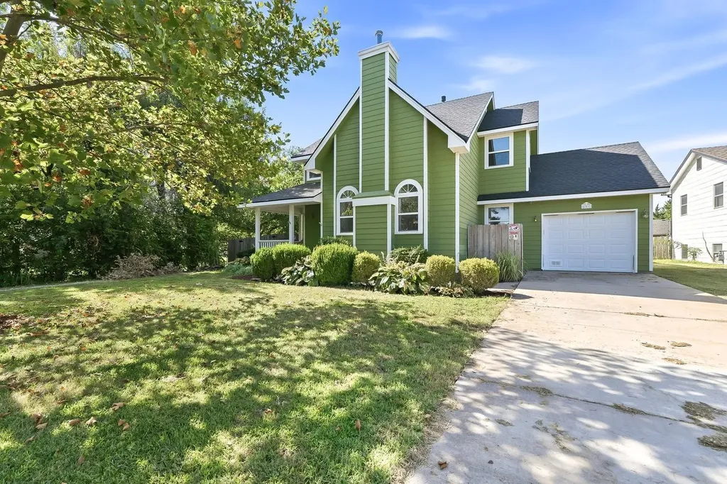 601 Scott Street Valley Center KS 67147