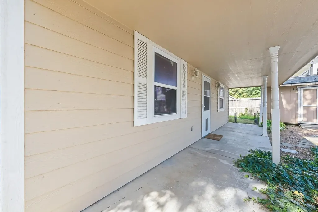 601 Scott Street Valley Center KS 67147