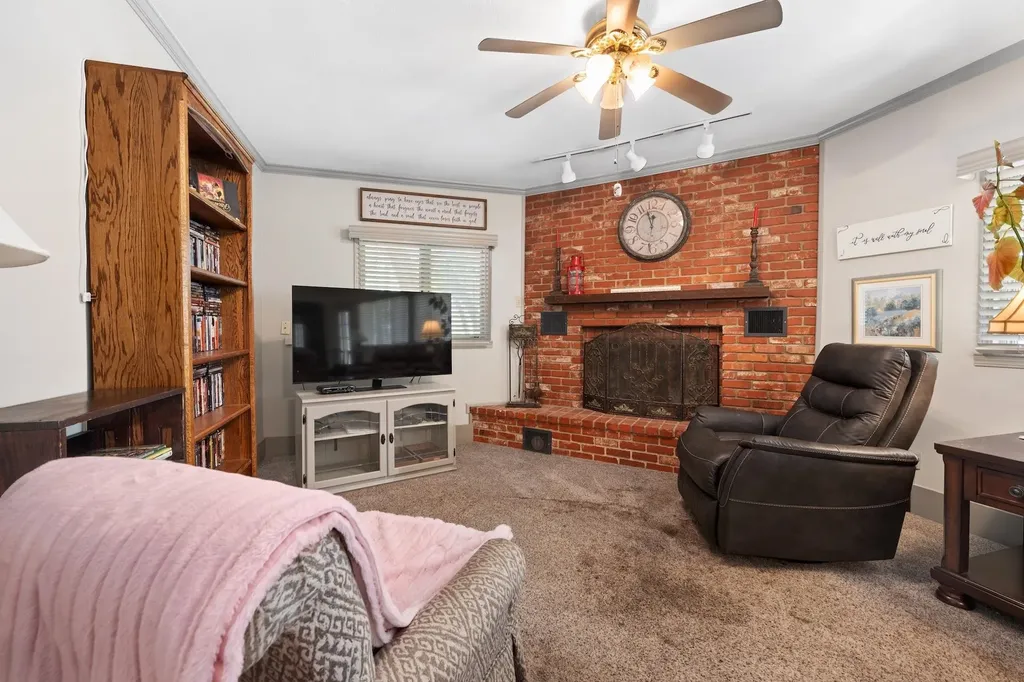 9107 W Belview Wichita KS 67209-1807