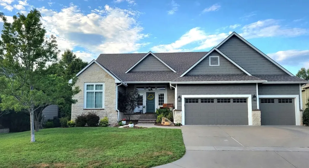 1656 S Logan Pass Andover KS 67002