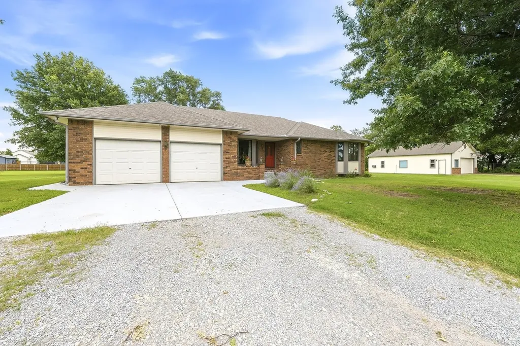 7826 S Meridian Street Haysville KS 67060-7626