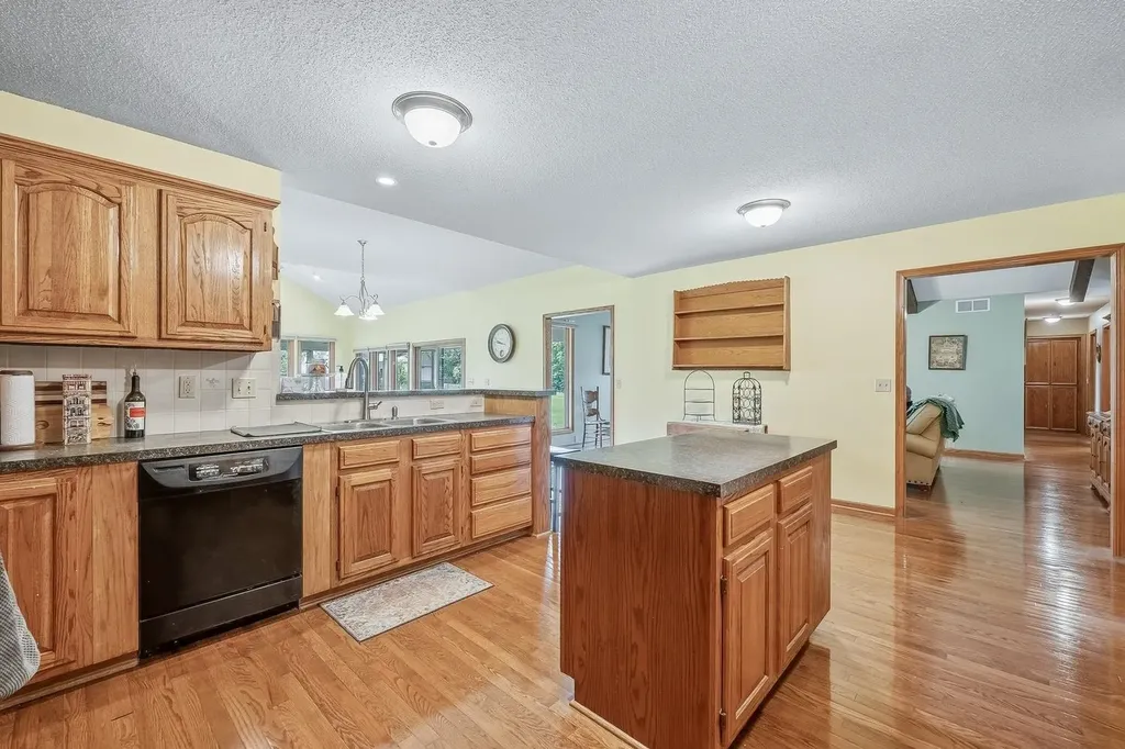 7826 S Meridian Street Haysville KS 67060-7626