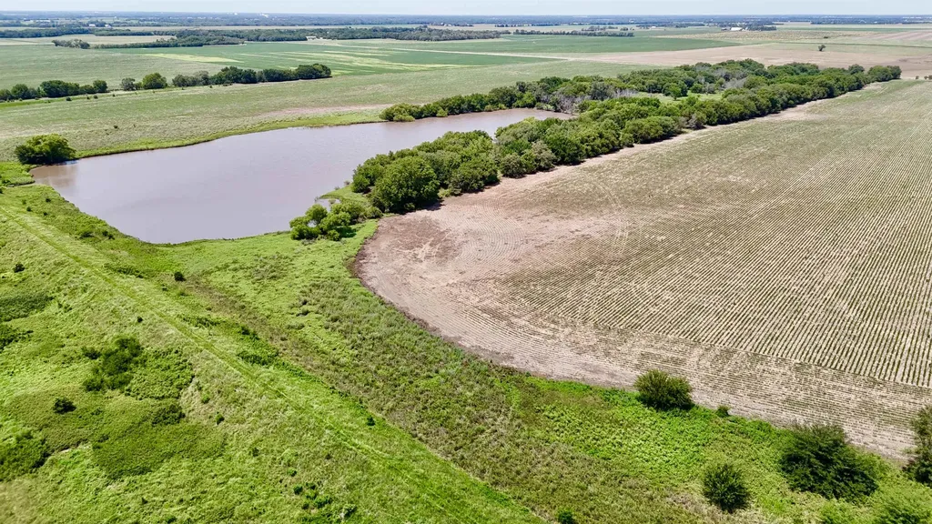 6107 S Hoover Road Sedgwick KS 67135