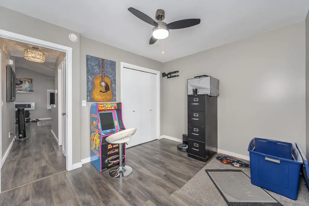 932 E Peach Court Haysville KS 67060