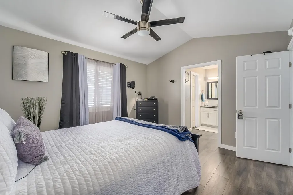 932 E Peach Court Haysville KS 67060