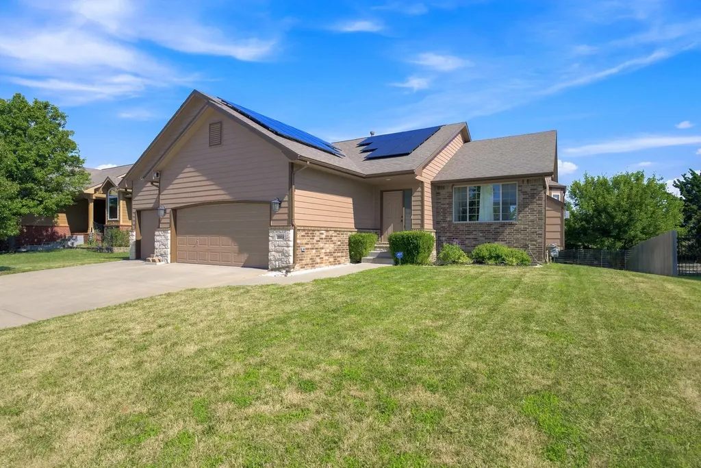 10614 E Zimmerly Street Wichita KS 67207