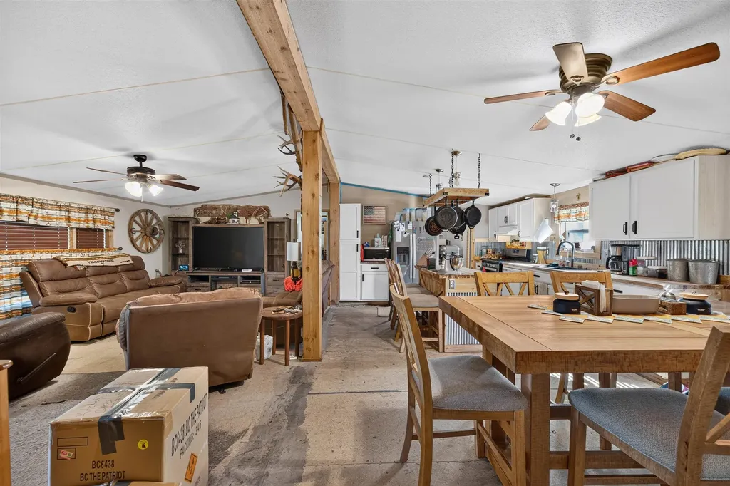 10150 SE Turkey Creek Road Leon KS 67074