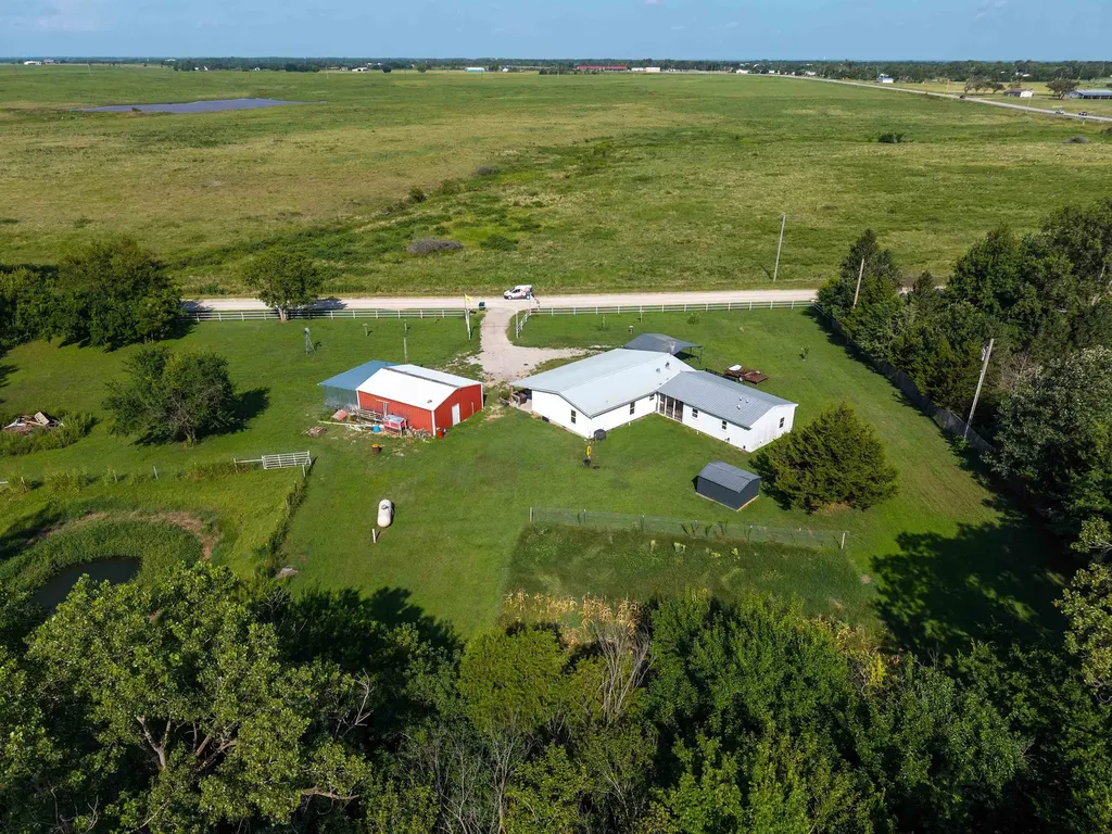 10150 SE Turkey Creek Road Leon KS 67074