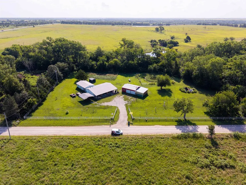 10150 SE Turkey Creek Road Leon KS 67074