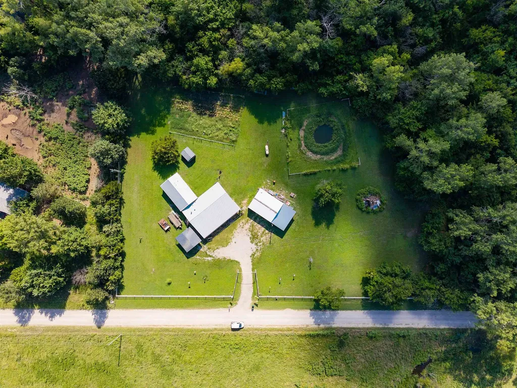 10150 SE Turkey Creek Road Leon KS 67074
