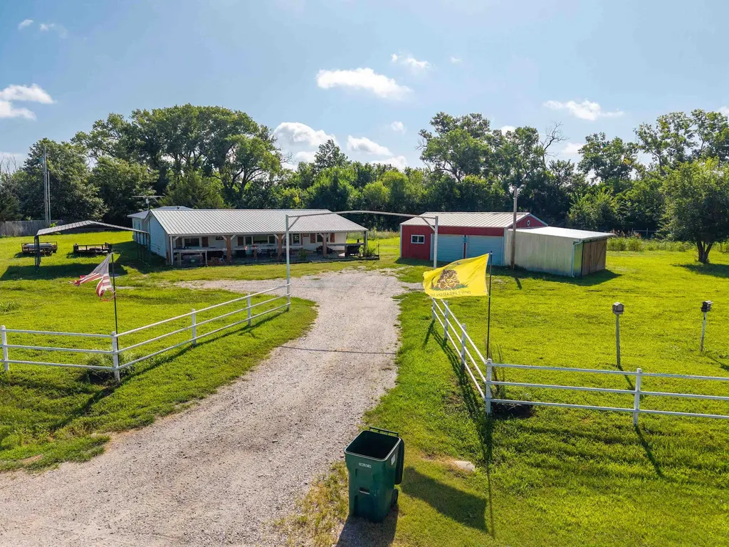 10150 SE Turkey Creek Road Leon KS 67074