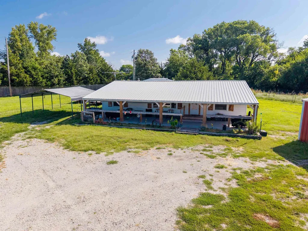 10150 SE Turkey Creek Road Leon KS 67074