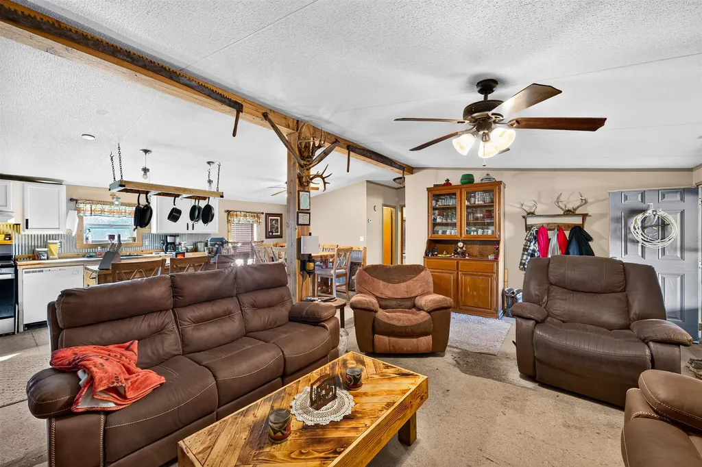 10150 SE Turkey Creek Road Leon KS 67074