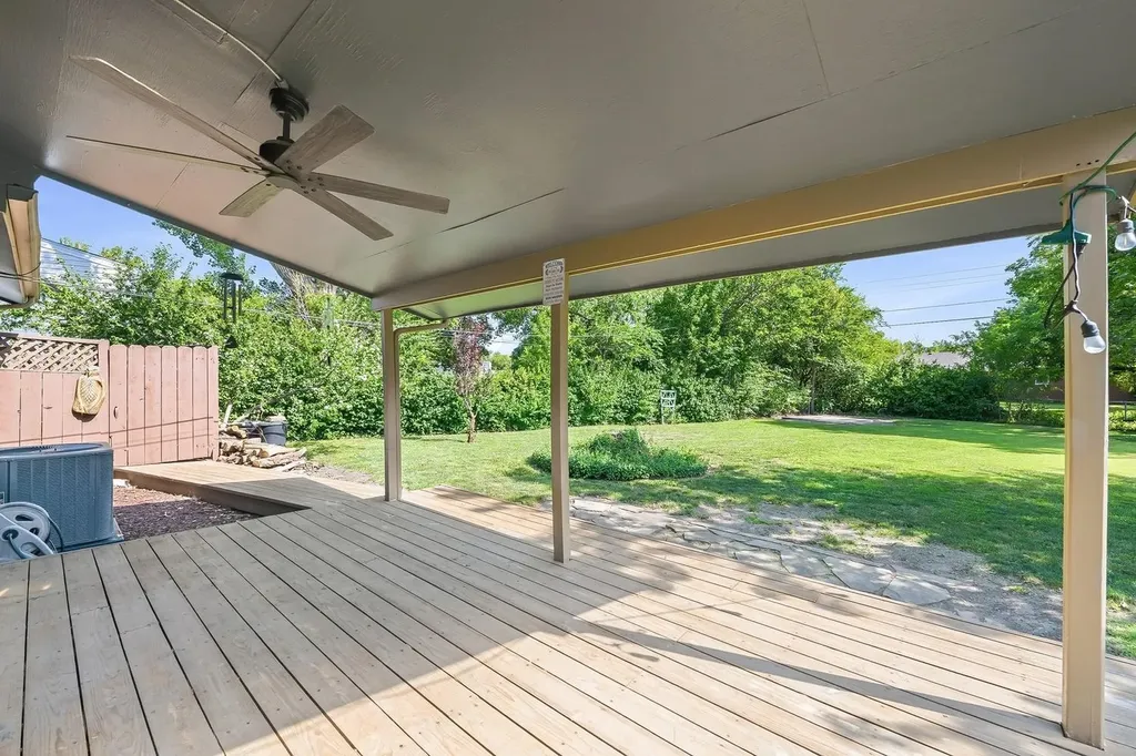 5700 E Perryton Bel Aire KS 67220