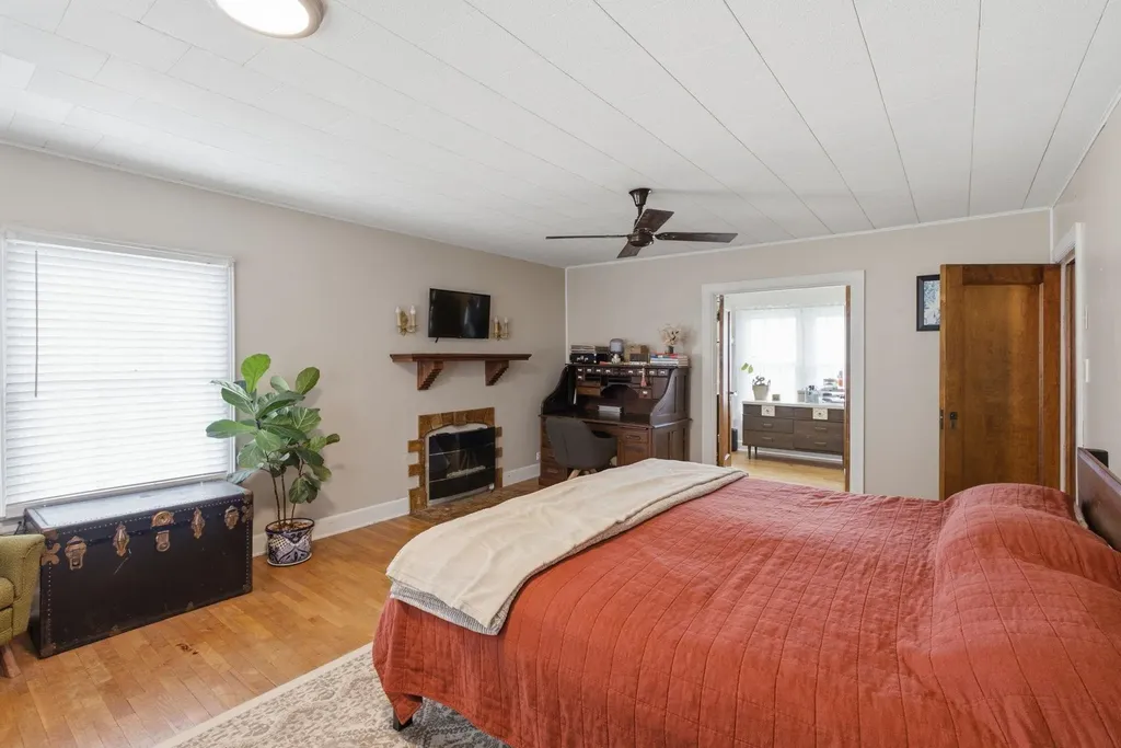 314 E 2nd Street Newton KS 67114