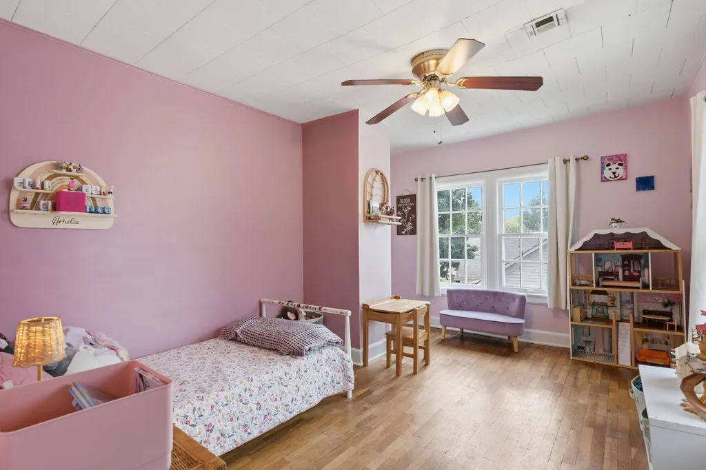 314 E 2nd Street Newton KS 67114