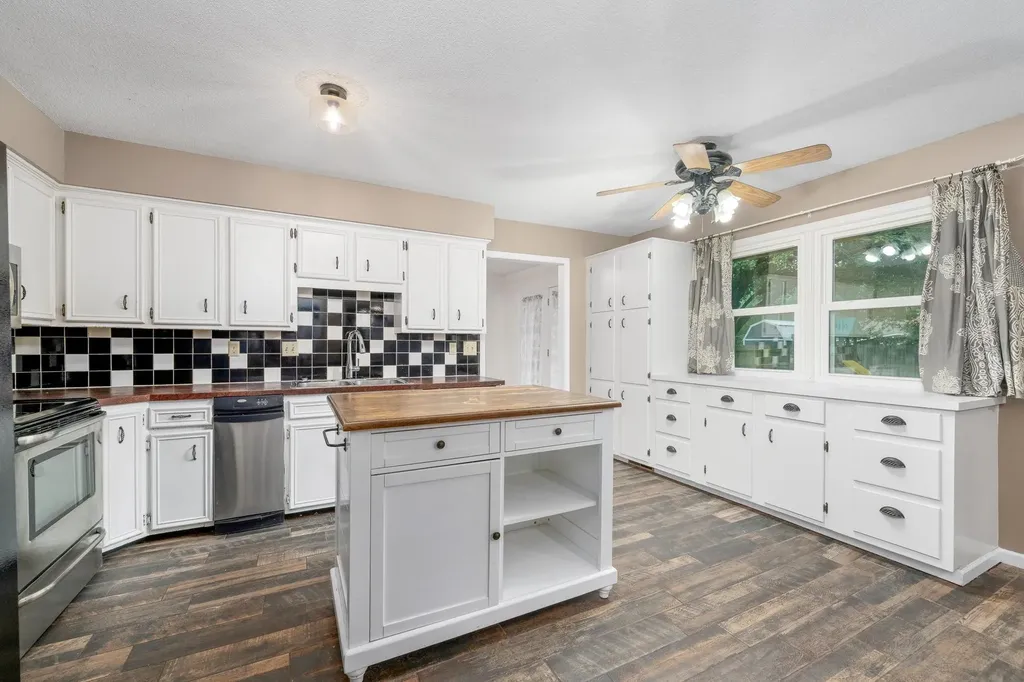 351 S Shefford Wichita KS 67209