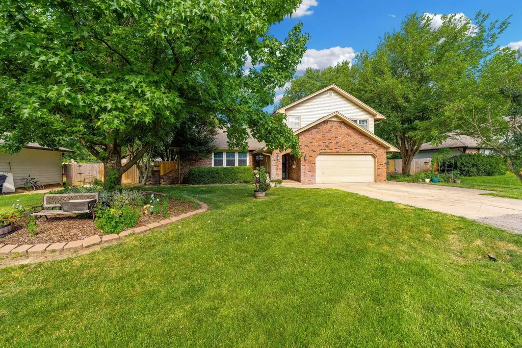 351 S Shefford Wichita KS 67209
