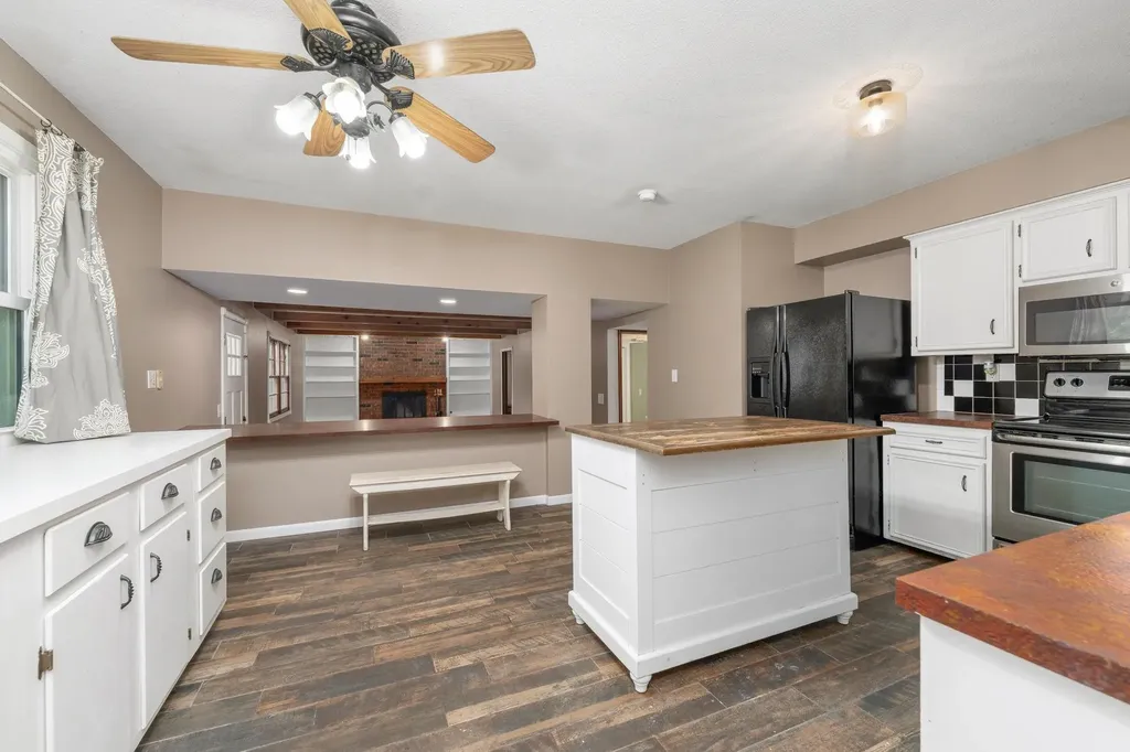 351 S Shefford Wichita KS 67209