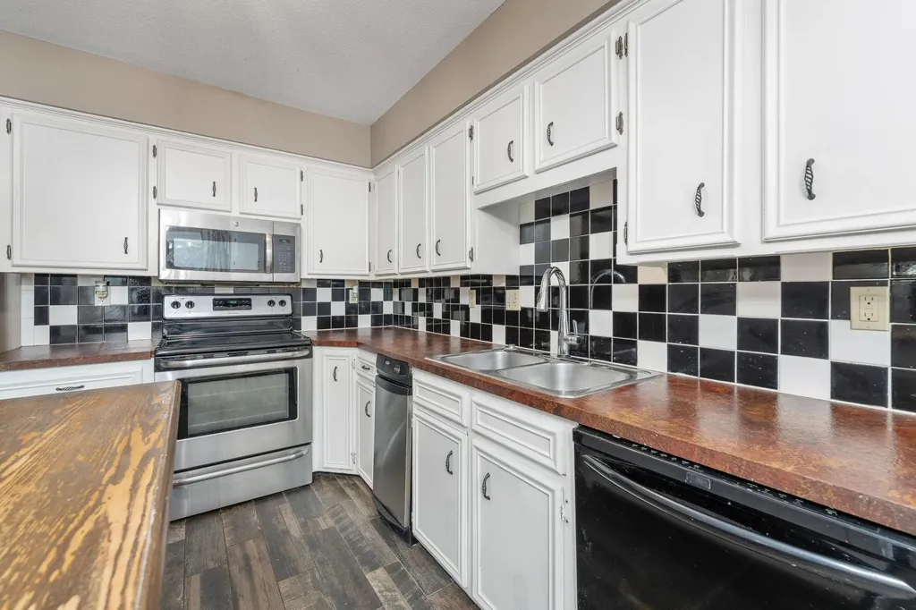 351 S Shefford Wichita KS 67209