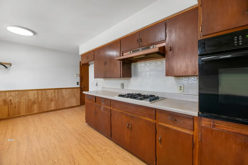 1406 N Lynnhurst Avenue Wichita KS 67212