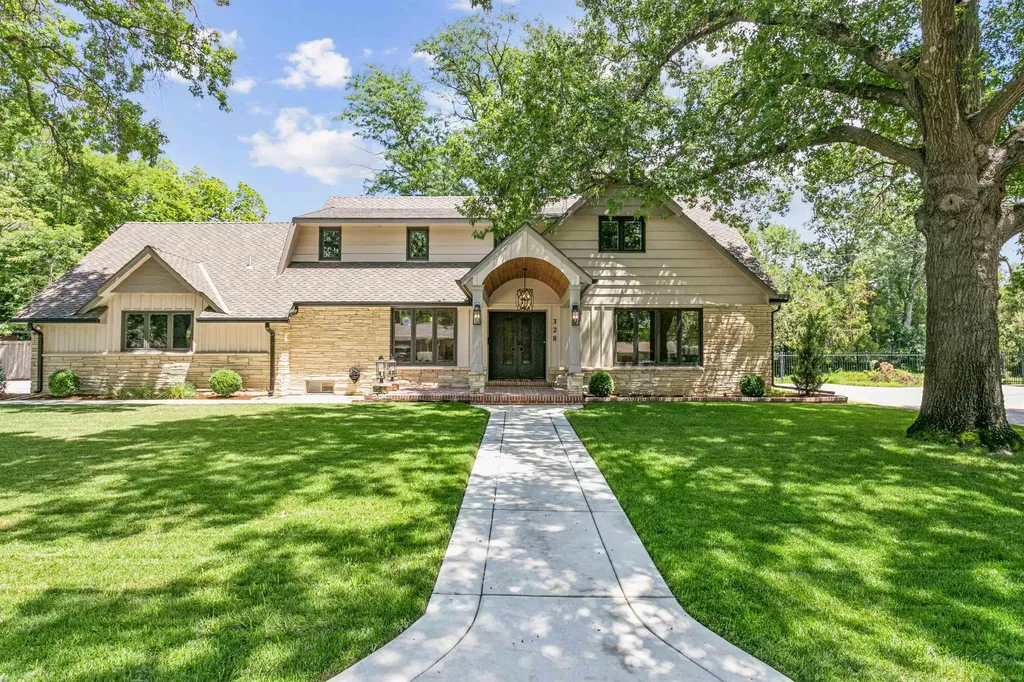 328 N Hampton Wichita KS 67206