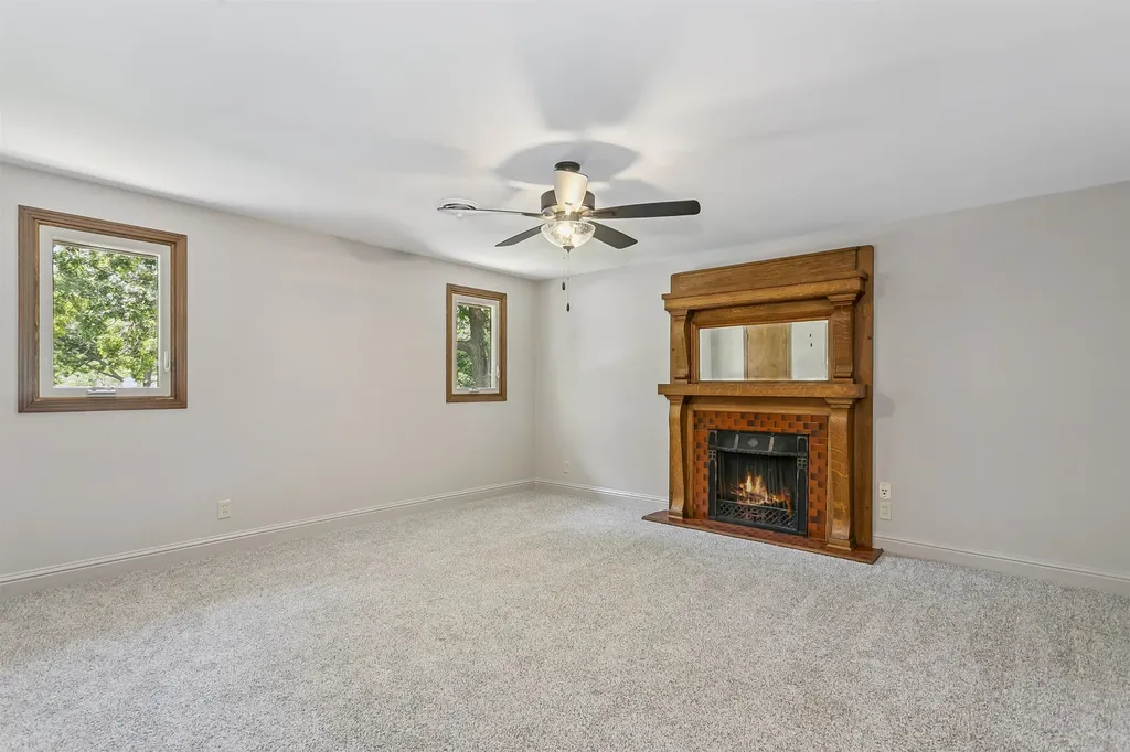 328 N Hampton Wichita KS 67206