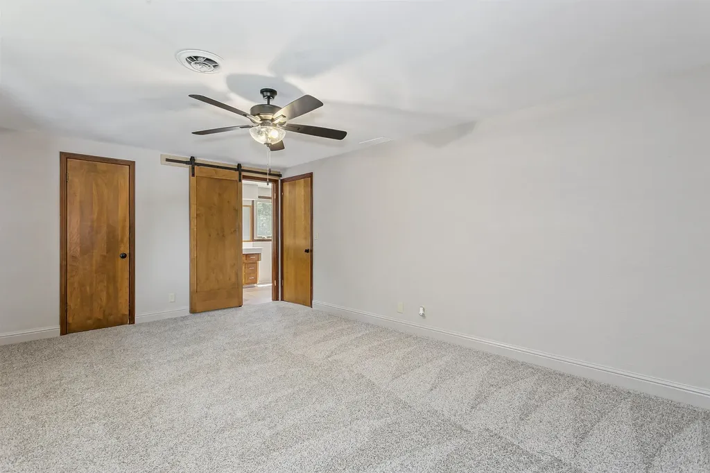 328 N Hampton Wichita KS 67206