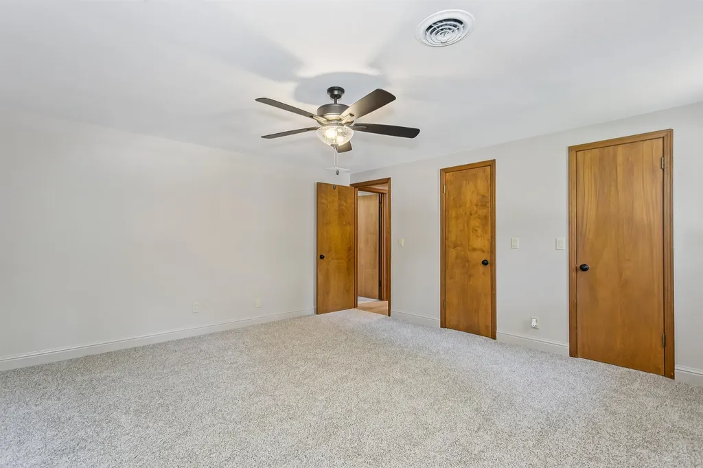 328 N Hampton Wichita KS 67206
