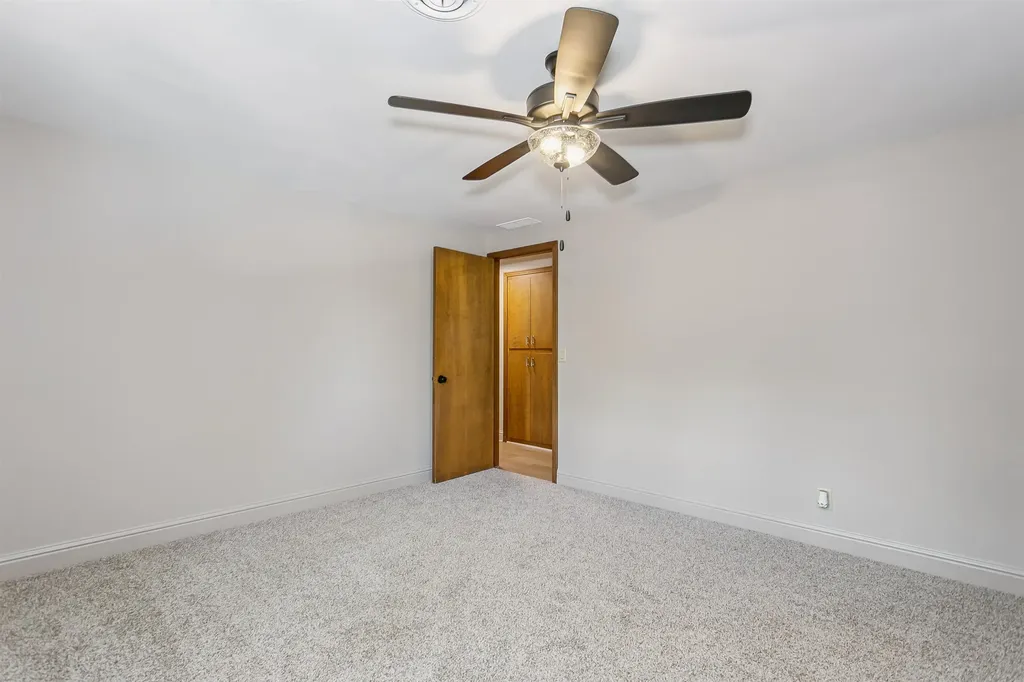 328 N Hampton Wichita KS 67206