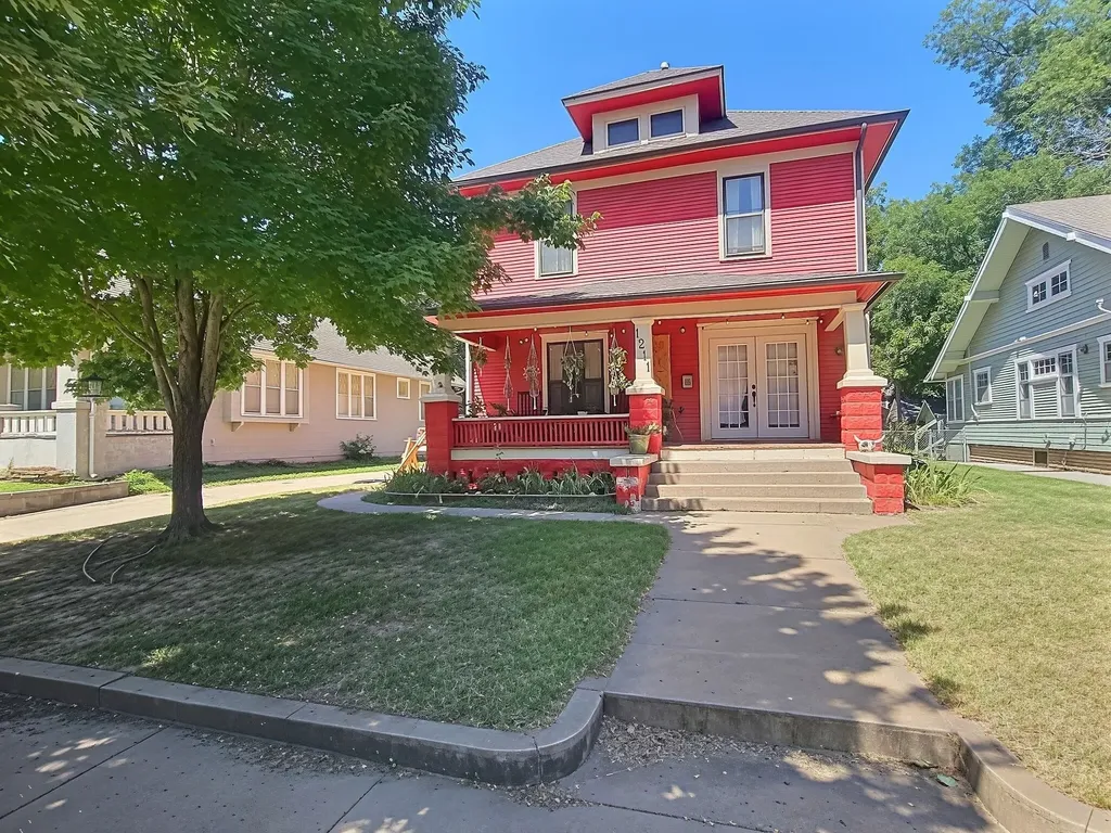 1211 N Larimer Avenue Wichita KS 67203