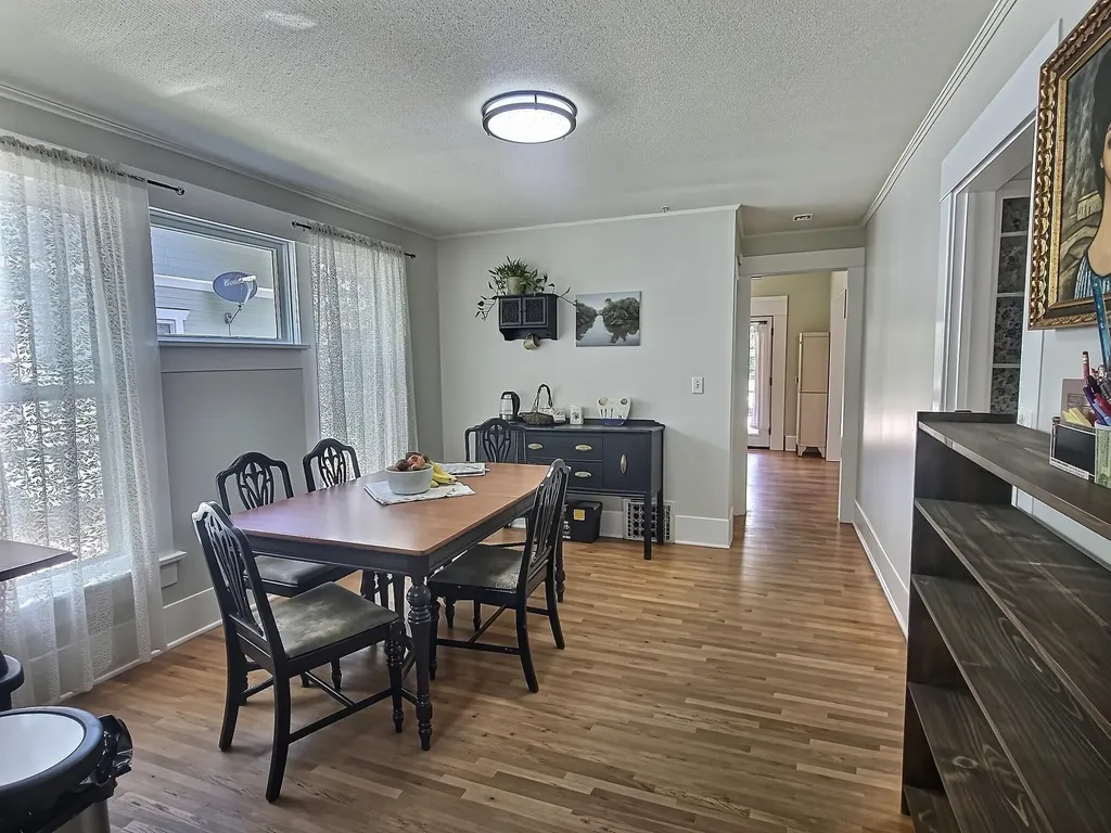 1211 N Larimer Avenue Wichita KS 67203