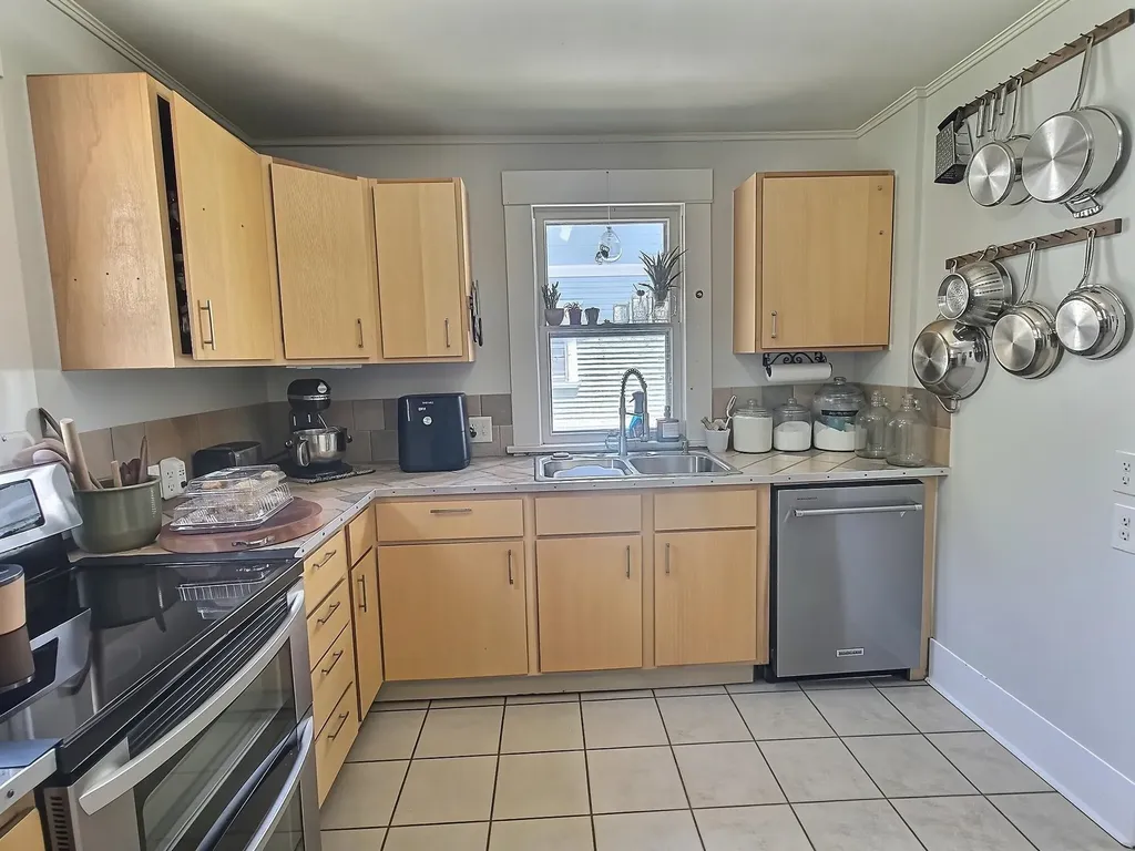 1211 N Larimer Avenue Wichita KS 67203