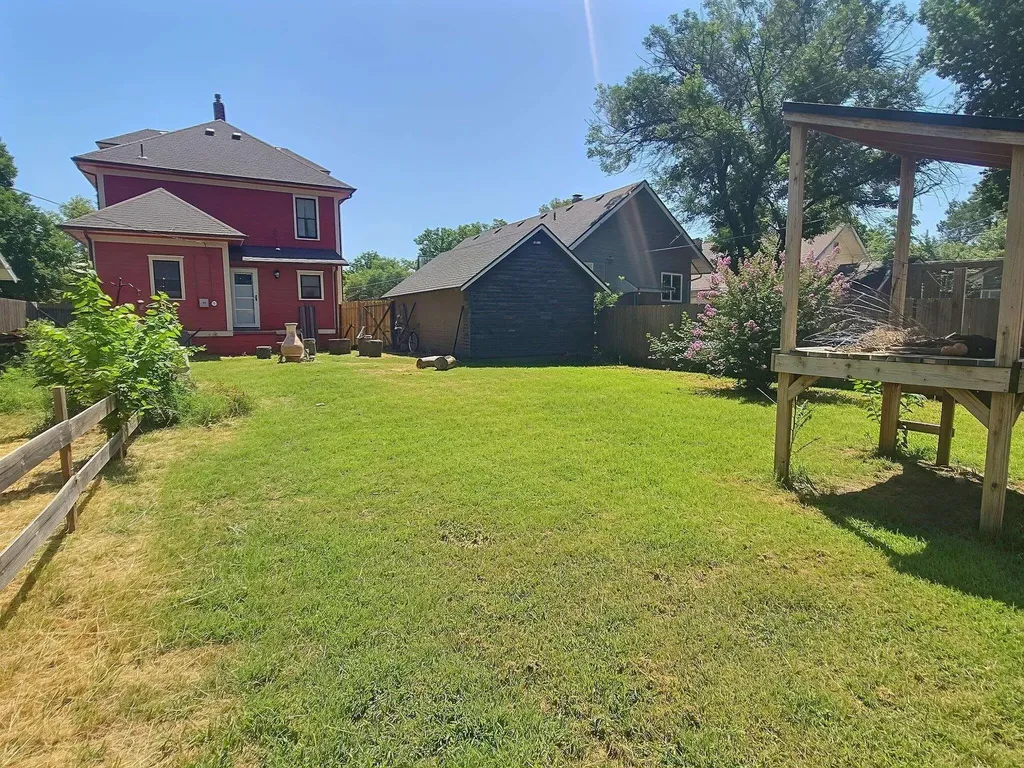 1211 N Larimer Avenue Wichita KS 67203