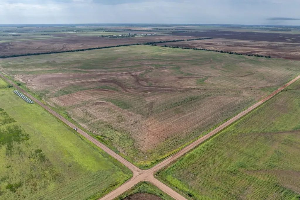 Tract 3 S 391st Cheney KS 67025
