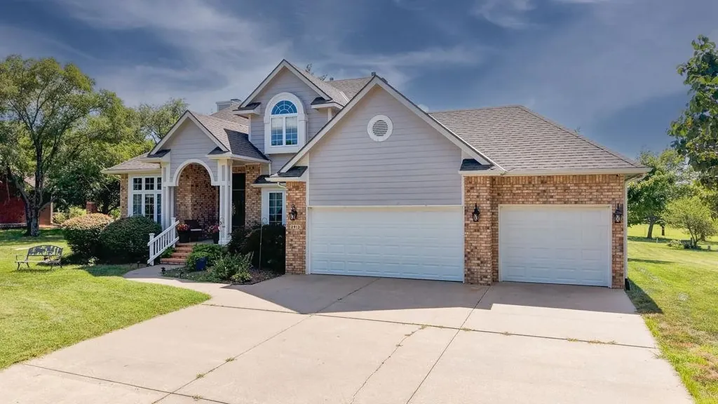 2913 Cabrillo Drive Winfield KS 67156