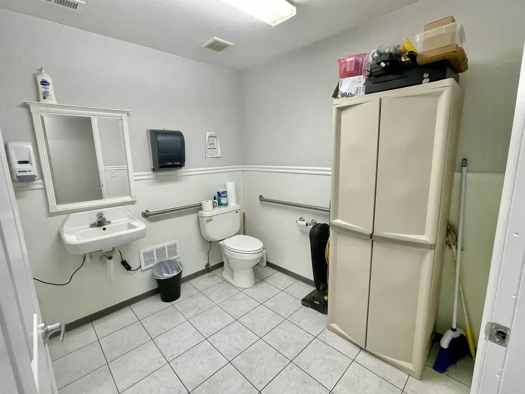 402 E Industrial Street Goddard KS 67052