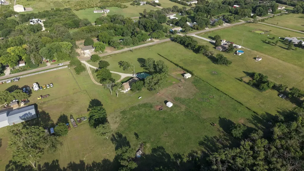 10131 SW Eagle Road Augusta KS 67010-7907