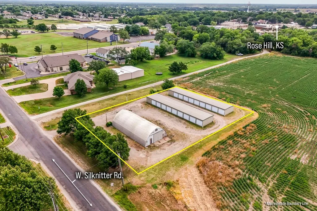 201 W Silknitter Rose Hill KS 67133
