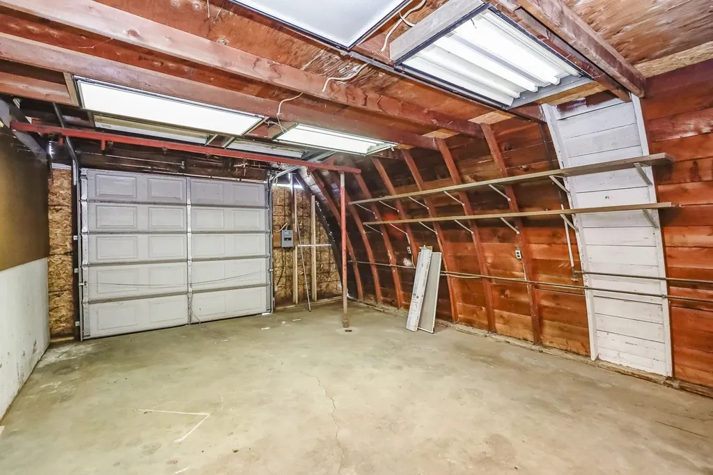 201 W Silknitter Rose Hill KS 67133