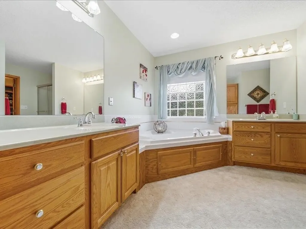 1401 E 93rd Street N Park City KS 67147