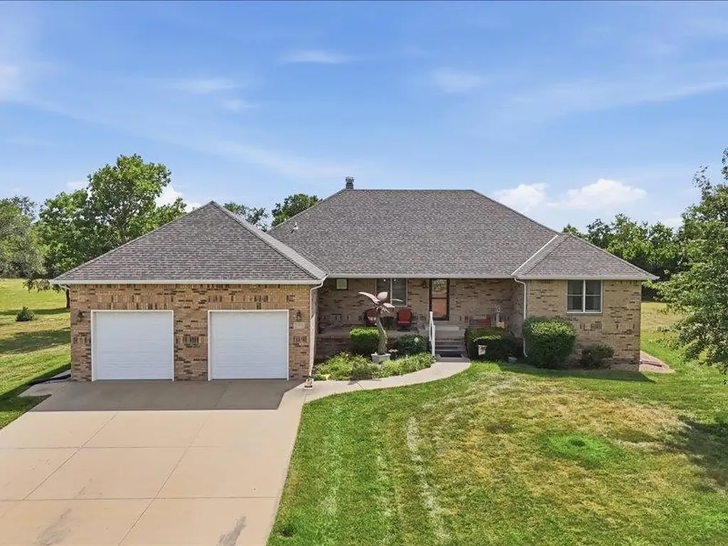 1401 E 93rd Street N Park City KS 67147