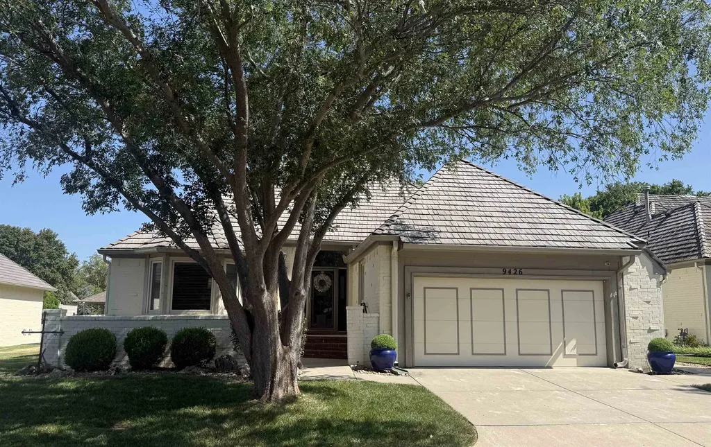 9426 E Woodspring Wichita KS 67226