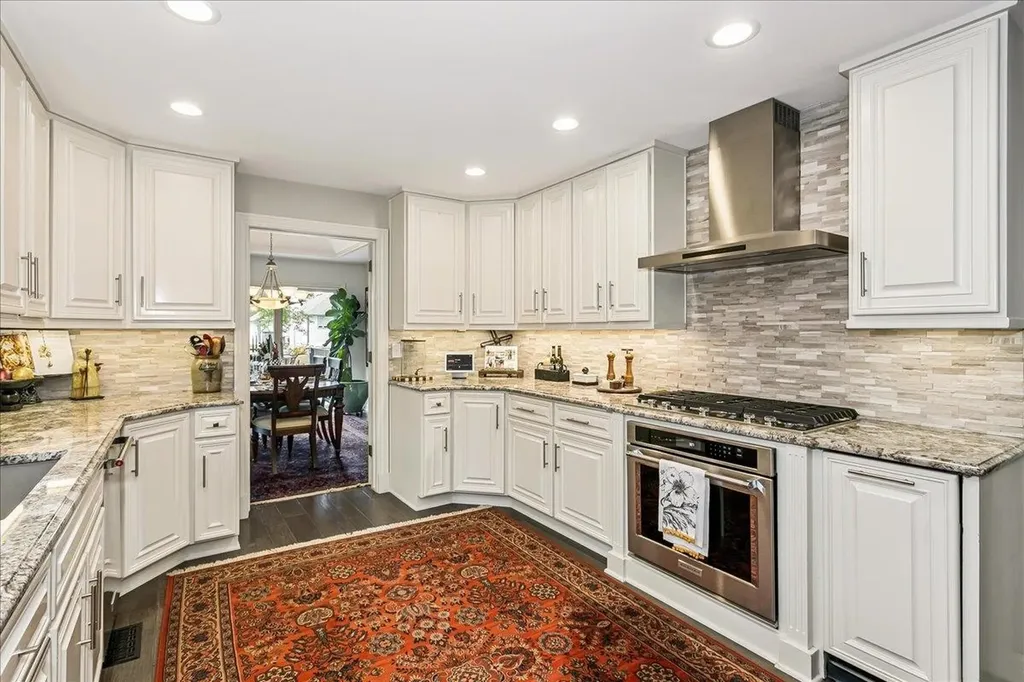 9426 E Woodspring Wichita KS 67226