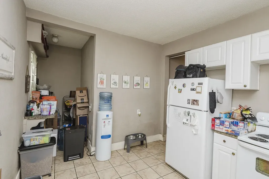 1911 S Saint Francis Wichita KS 67211